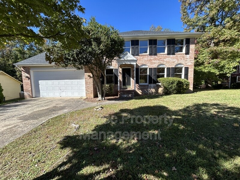 1907 White Lake Dr in Fredericksburg, VA - Building Photo