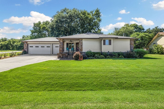 1 Scotsdale Pl in Bella Vista, AR - Building Photo - Building Photo