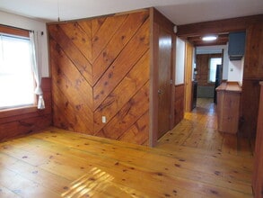 1009 Cross St, Unit 1009 in Palmer, MA - Building Photo - Building Photo