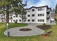 1300 Telegraph Rd. in Bellingham, WA - Foto de edificio - Building Photo