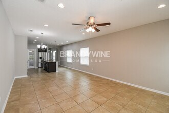 884 Glendale Ln in Orange Park, FL - Building Photo - Building Photo