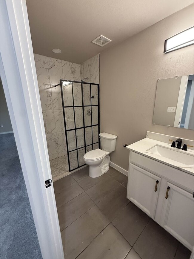 property at 7207 E Meadow Bend Dr