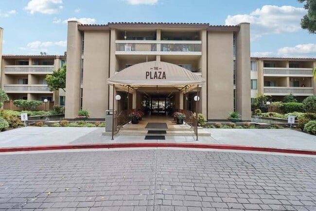 property at 1855 Diamond St