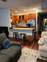 2650 N Halsted St-Unit -4 in Chicago, IL - Building Photo - Building Photo