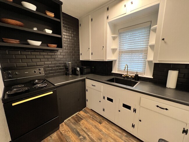 property at 317 De Soto St