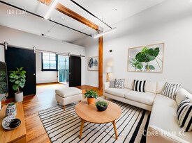 802 Broadway Blvd in Kansas City, MO - Building Photo