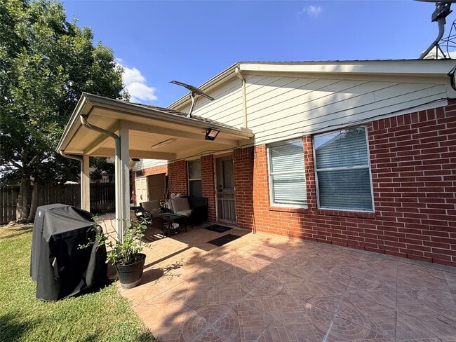property at 1214 Wesley Dr