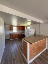 105 N Star St in Hutchinson, KS - Building Photo - Building Photo