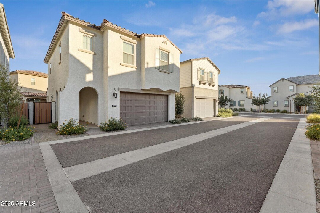 4803 S Ferric in Mesa, AZ - Building Photo