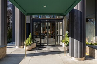 80 Central Park W in New York, NY - Building Photo - Building Photo