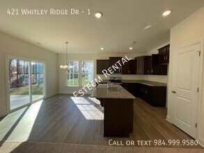 421 Whitley Rdg Dr in Clayton, NC - Building Photo - Building Photo