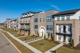 Hidden River Estates in Murfreesboro, TN - Foto de edificio - Building Photo