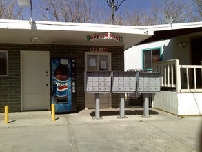 Rolling Wheel Mobile Home Park in Reno, NV - Building Photo - Other