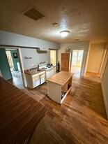 123.5 S Latah St in Boise, ID - Building Photo