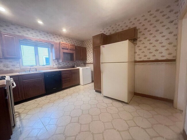 62 Union St in Boston, MA - Building Photo - Building Photo