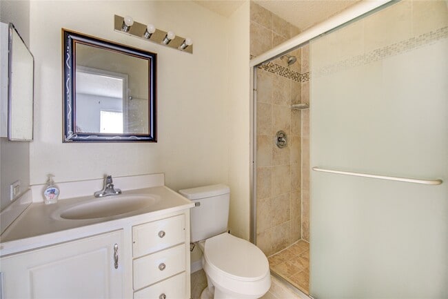 property at 2927 Great Lakes Ave