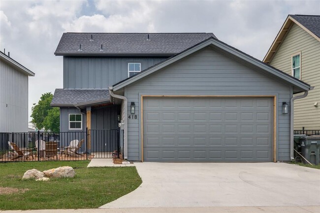 property at 418 Stagecoach Trail