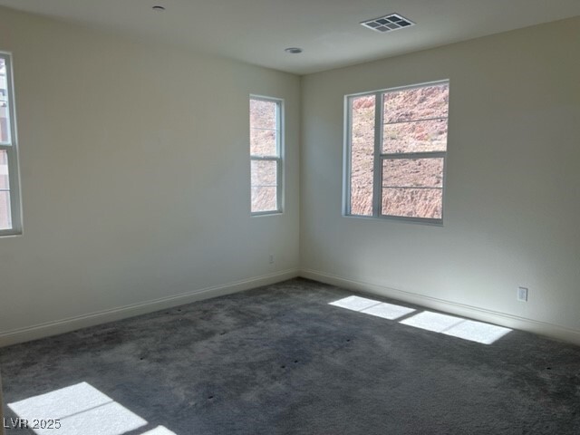 property at 76 Kimberlite Dr