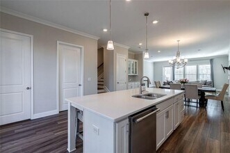5060 Pinckney Ln in Peachtree Corners, GA - Building Photo - Building Photo