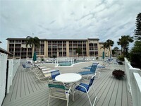 4129 Lake Bayshore Dr photo'