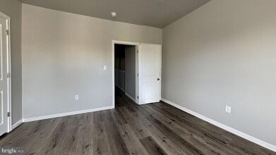 5140 W Stiles St in Philadelphia, PA - Foto de edificio - Building Photo