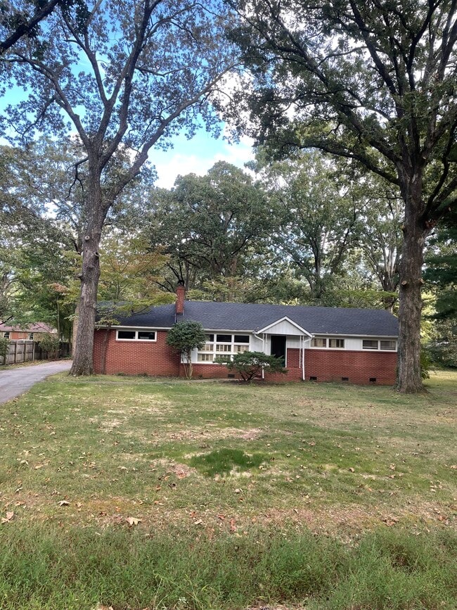 property at 208 Foxboro Ln