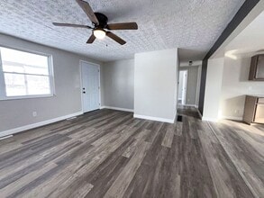 1876 Zettler Rd in Columbus, OH - Building Photo - Building Photo