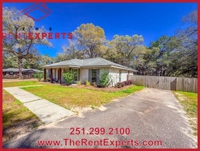 3100 Lacoste Rd in Mobile, AL - Building Photo - Building Photo
