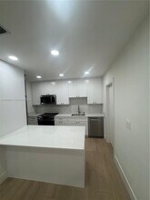 828 El Rado St in Coral Gables, FL - Building Photo - Building Photo