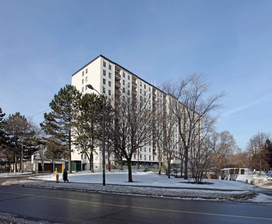 Kennedy Glamorgan in Toronto, ON - Building Photo