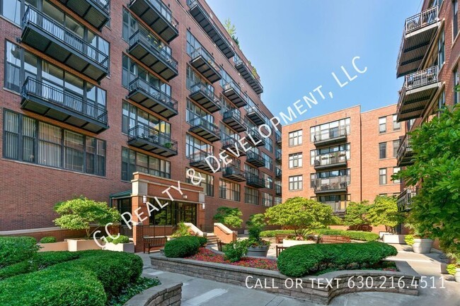 property at 333 W Hubbard St