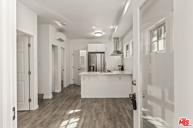 929 W 23rd St in Los Angeles, CA - Foto de edificio - Building Photo