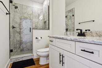 2609A Alpine Park Ave in Nashville, TN - Building Photo - Building Photo