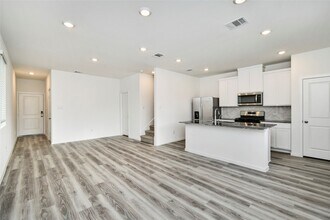 7534 Linda Lk Ct in Humble, TX - Building Photo - Building Photo