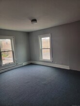 38 E Dover St in Waterbury, CT - Building Photo - Building Photo