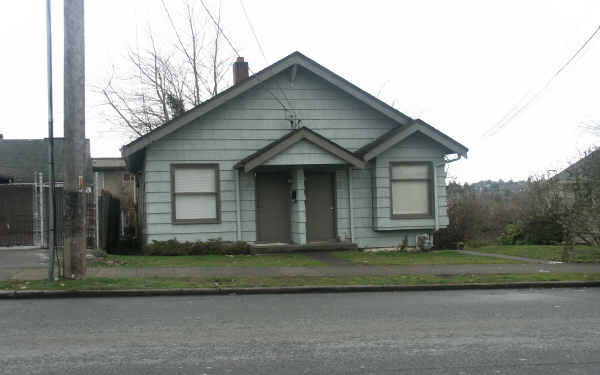 921 NE 70th St in Seattle, WA - Building Photo - Building Photo