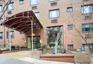 4114 Davis Pl NW in Washington, DC - Foto de edificio - Building Photo