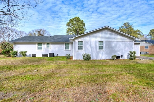 15 Pembroke Ct in Sumter, SC - Foto de edificio - Building Photo