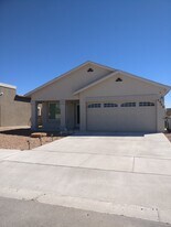 4948 Marcella Santillana in El Paso, TX - Building Photo