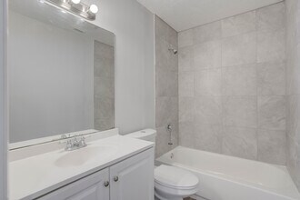 6567 Jupiter Gardens Blvd in Jupiter, FL - Building Photo - Building Photo