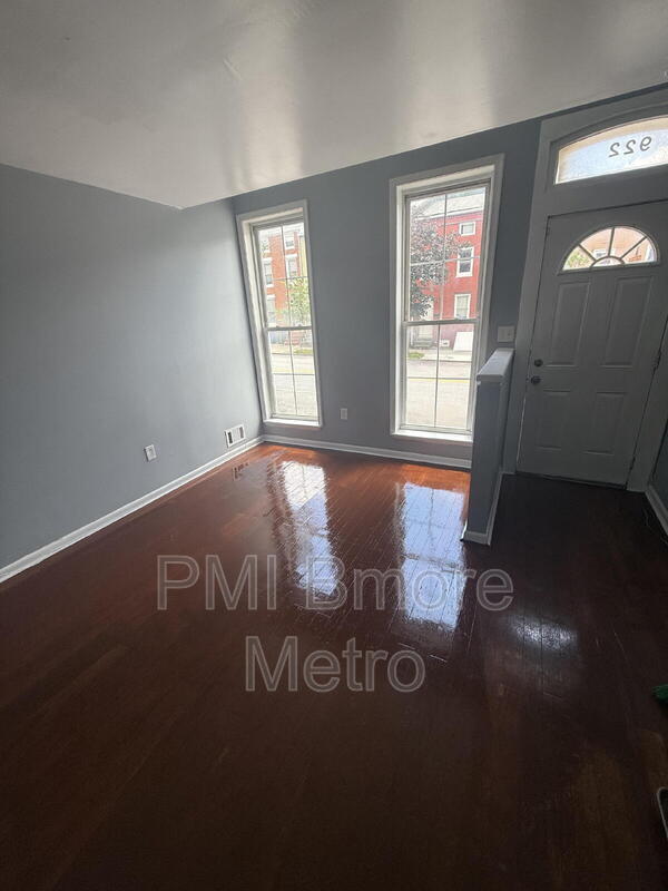 922 W Lombard St in Baltimore, MD - Building Photo - Building Photo