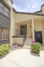 3961 SW Greenwood Way in Palm City, FL - Foto de edificio - Building Photo