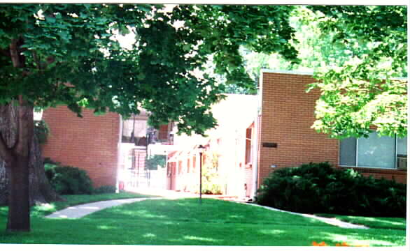 619 Terry St in Longmont, CO - Foto de edificio