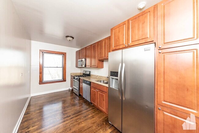 5077 N Wolcott Ave in Chicago, IL - Building Photo - Building Photo