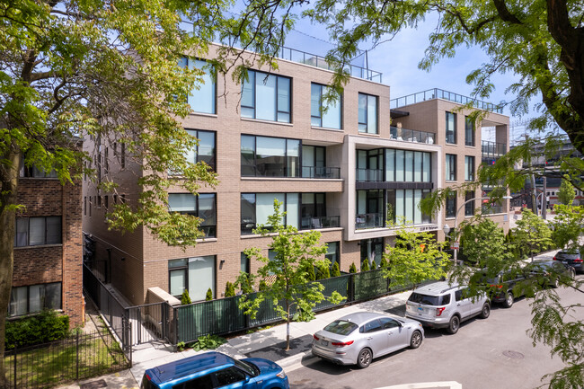 Patterson Apartments in Chicago, IL - Foto de edificio - Building Photo