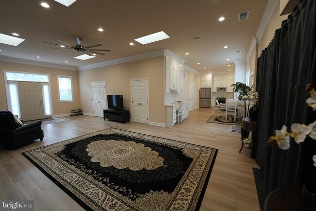 19923 Smith Cir in Ashburn, VA - Building Photo - Building Photo