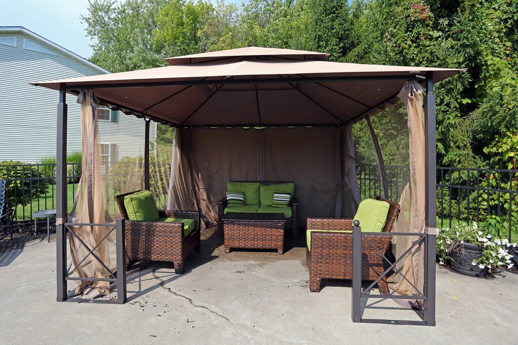 Portside Apartments in Sheffield Lake, OH