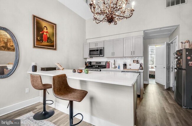 927 Clinton St in Philadelphia, PA - Building Photo - Building Photo