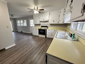 33 Doncaster Dr NE in Rome, GA - Building Photo - Building Photo