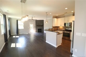 689 Wickham Ridge Rd in Apex, NC - Building Photo - Building Photo